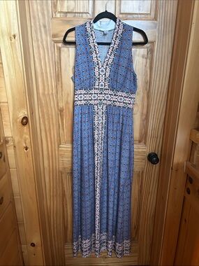 ladies white t shirt dress Raey // Maxi T-Shirt Dress  VSP Consignment